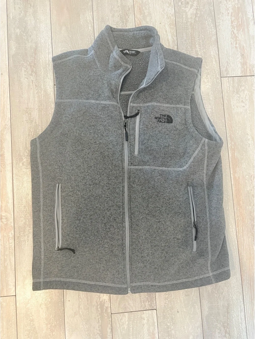The North Face Men’s Large Gray Sweater Fleece Full Zip Vest Sherpa Lined